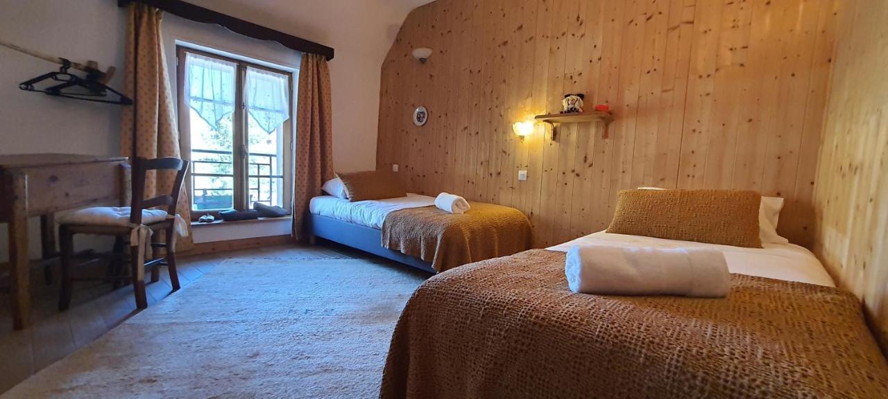 Le Castellou Bed and Breakfast Conques Exteriör bild