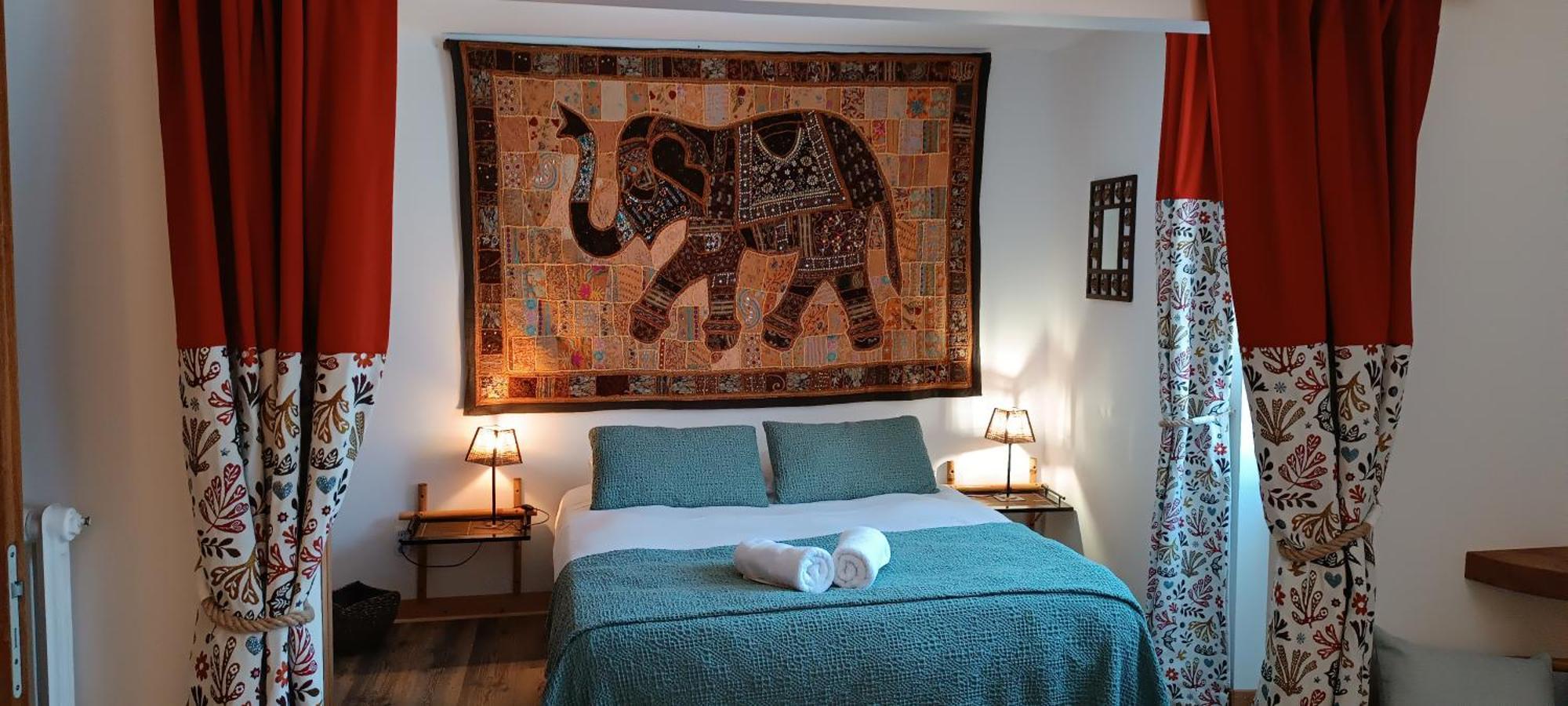 Le Castellou Bed and Breakfast Conques Exteriör bild