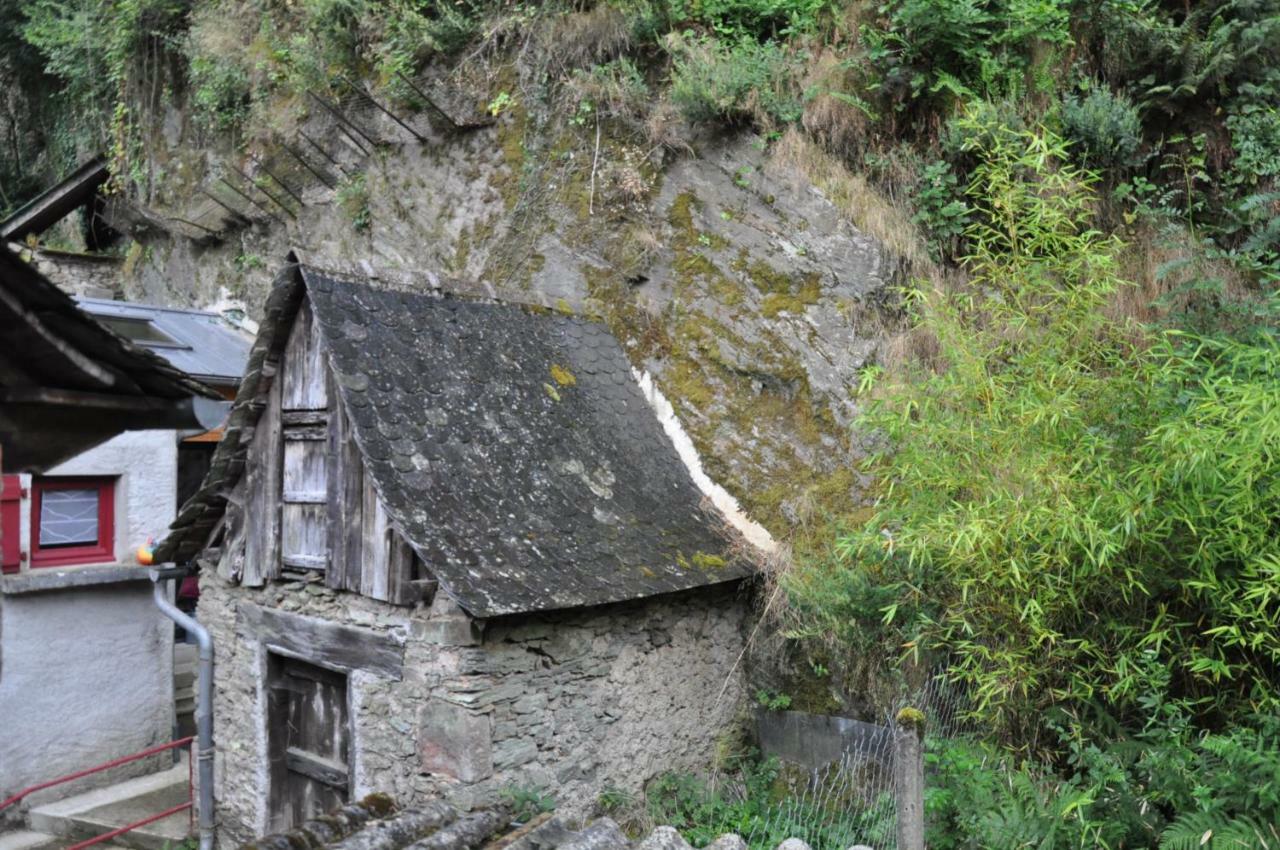 Le Castellou Bed and Breakfast Conques Exteriör bild